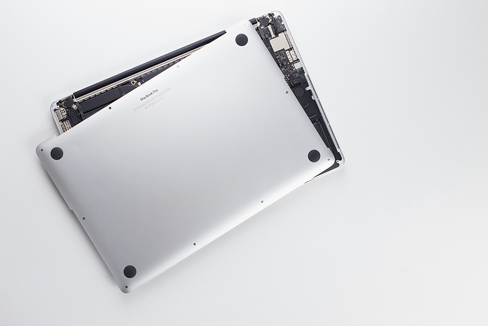 laptop with exposed parts - right to repair